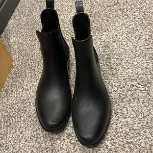 Short Black Rain boots